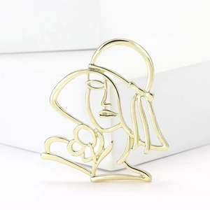 Abstract face line art gold metal brooch for women minimalist suit accessories