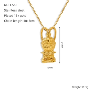 Macro shot of 18K gold plated Sun Wukong pendant with detailed product size and weight info