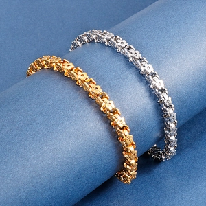 Vintage Flower Link Bracelet 18K Gold Plated Stainless Steel Minimalist Five Petal Woven Chain Unisex Jewelry Gift