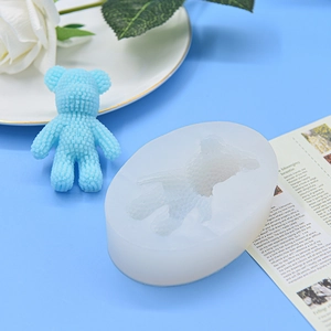 DIY pixel bear silicone mold for resin or wax crafts with mosaic texture effect