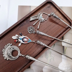 Vintage Chinese Style Hair Stick Antique Silver Alloy With Tassel Dangle Hanfu Accessories Ethnic Retro Hair Pin