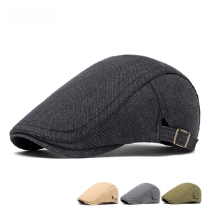 Classic men's cotton newsboy cap with vintage metal buckle in various colors