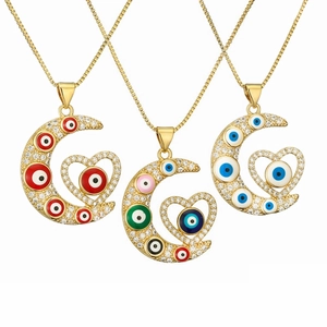 Collier Pendentif Mauvais Œil Cuivre Plaqué Or Zirconium Lune Cœur Design Ajouré Style Bohème Bijoux pour Femmes