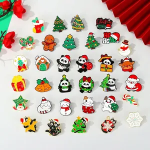 Christmas Enamel Brooches Alloy Pin Jewelry Santa Claus Snowman Reindeer Tree Gingerbread Party Holiday Decor Gift