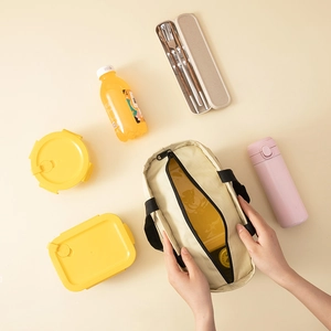 Japanese style insulated lunch bag with large capacity and thick aluminum foil lining
