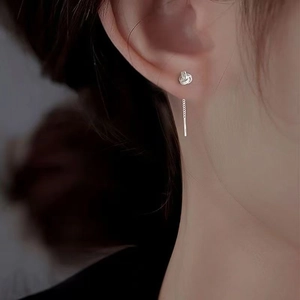Elegant 925 sterling silver chain stud earring worn on model for a minimalist look