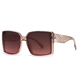 Fashionable oversized square champagne sunglasses with gradient lenses and V-textured temples