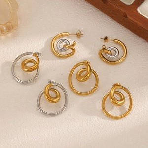 Minimalist 18k gold and silver interlocking hoop earrings set for women's modern style