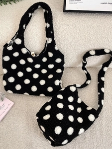 Sac À Épaule En Peluche Pour Femmes À Pois Doux Faux Fourrure Cabas Seau Main Hiver Chaud Style Rue