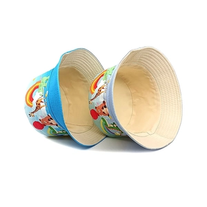 Chapeau bob enfant avec imprimés animaux colorés et design réversible pour protection solaire