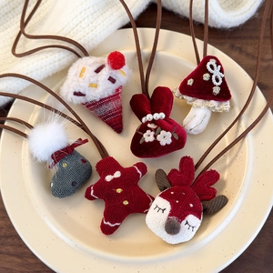 Christmas Pendant Necklace Fabric Plush Cartoon Reindeer Gingerbread Man Stocking Adjustable Cord Festive Jewelry Girls