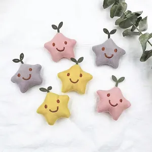 Cute Star Shaped Plush Brooch Cartoon Smile Face Embroidered Corduroy Fabric Pin For Clothing Bag Decoration Kawaii Accessory