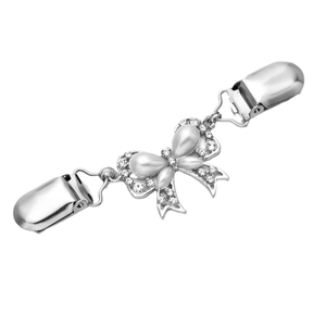 Elegante clip per cardigan in argento con perle bianche e strass di cristallo scintillanti