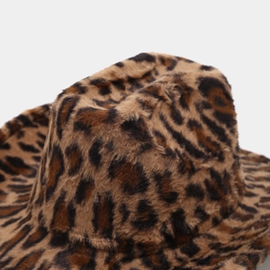 Fashionable leopard print plush cowboy hat for women, thick faux fur autumn winter style