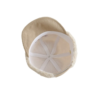 Casquette enfant en velours côtelé kaki et polaire avec fermeture velcro ajustable