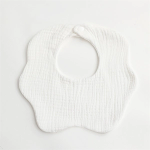 White petal-shaped 6-layer cotton gauze baby bib with breathable 360-degree design