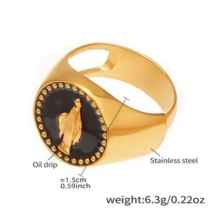 Détails de la bague Vierge Marie montrant le diamètre de 1,5 cm et le poids de 6,3 g