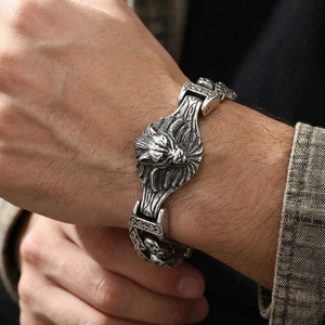 Vintage silver lion head bracelet for men with gothic celtic steel chain links