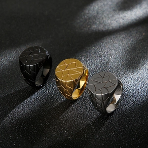 Irregular Geometric Crack Texture Signet Ring 316L Stainless Steel Industrial Punk Style Retro Men Finger Jewelry