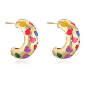Golden C-shaped hoop earrings with colorful graffiti heart patterns and oil drip finish