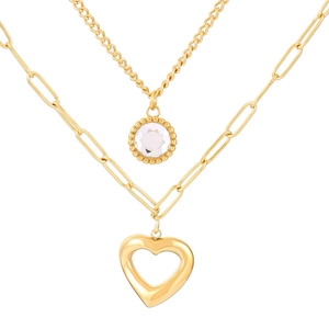 Elegante collana a due strati in titanio dorato con cerchio di diamanti e ciondolo a cuore