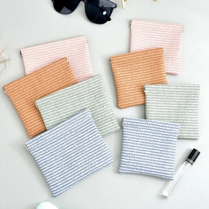 PU Leather Woven Texture Storage Pouch Squeeze Spring Self Closing Organizer Bag For Makeup Cable Earphone Korean Style