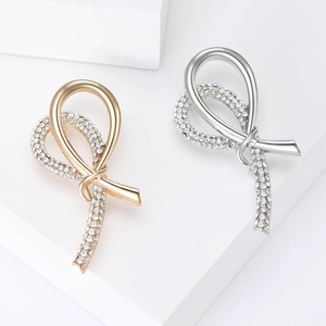 Minimalist Alloy Rhinestone Ribbon Brooch Korean Style Bowknot Knot Pin For Women Suit Sweater Accessory Elegant Fashion Jewelry