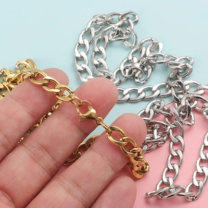 Classic stainless steel Cuban link necklaces in gold and silver with lobster clasp