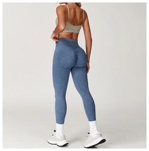Detailansicht der nahtlosen High-Waist-Yoga-Leggings mit Scrunch-Butt-Lifting-Effekt