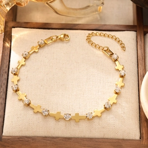 Gold stainless steel bracelet with emerald natural stone and cross crystal charms