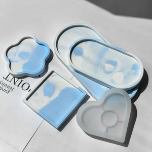 Cloud pattern jewelry trays and heart-shaped silicone mold for DIY resin coaster making