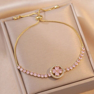 Elegant Pink Heart Clover Bracelet For Women Alloy Zircon Flower Adjustable Drawstring Slide Closure Jewelry