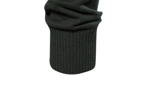 Detail shot of the ribbed cuff on a high-quality dark green knitted business cardigan