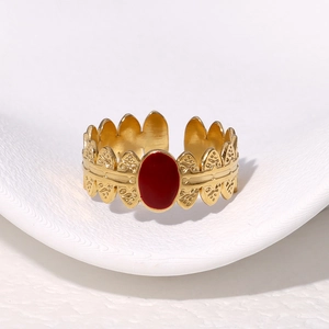 Retro 18K gold plated stainless steel open ring with red oval stone and carved leaf edge