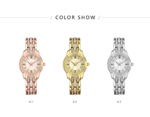Trois montres serties de strass en or rose, or et argent avec des cadrans en nacre élégants