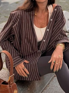 Women's casual loose plaid long sleeve shirt jacket in brown stripes for autumn style