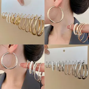 Creolen Ohrringe Legierung Imitation Künstliche Perle Geometrisch Minimalistisch Mode Für Frauen Mit Silbernem Ohrstecker