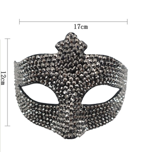 Detail view of rhinestone masquerade mask with dimensions 17cm width and 12cm height