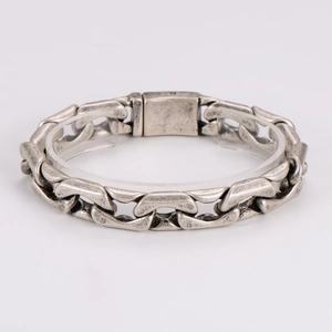 Retro-Armband aus oxidiertem Silber mit Panzerkette und sicherem Kastenverschluss