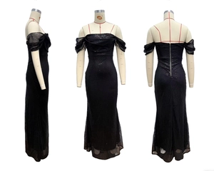 Vue en trois angles d'une robe noire à paillettes, épaules dénudées et mesh plissé