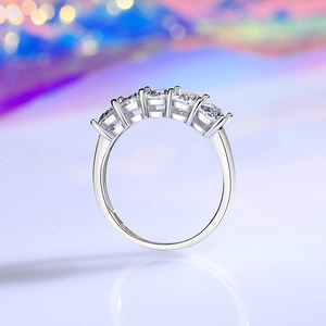 Elegant S925 sterling silver ring with five sparkling oval-cut cubic zirconia stones