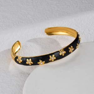 Elegant gold-plated C-shaped enamel flower open bangle with small rhinestones for women