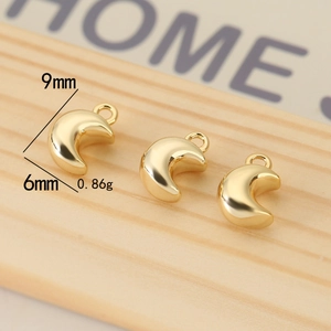 Golden 3D moon charms for jewelry making 9x6mm cute mini crescent moon pendants