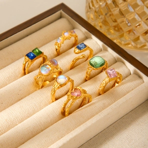 Vintage gold-plated stainless steel rings set with zircon and moonstone gemstones