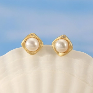 Minimalist square golden frame stud earrings with white pearl and zircon on shell