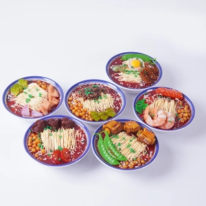 Set di ciotole di spaghetti artificiali realistiche per decorazione di ristoranti