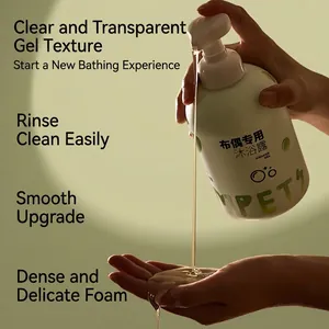 Clear gel cat shampoo for Ragdolls in a light green pump bottle for gentle pet cleaning