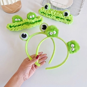 Cute green plush frog headband and hairband set with cartoon eyes for facial washing