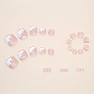 Set unghie finte piedi stile francese rosa e bianco con strisce e strass