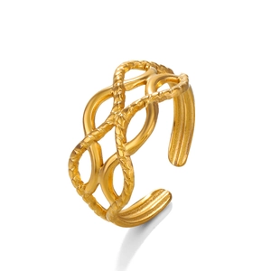Bague ouverte en acier inoxydable doré 18K avec des lignes texturées entrelacées